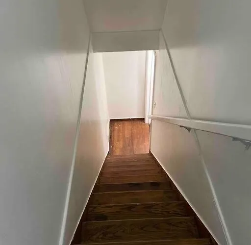 Cozy 4 Bd House In Pitt Holiday home Pittsburgh