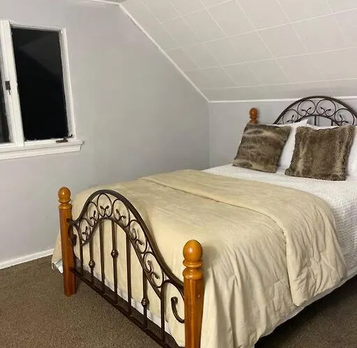 Holiday home Cozy 4 Bd House In Pitt *